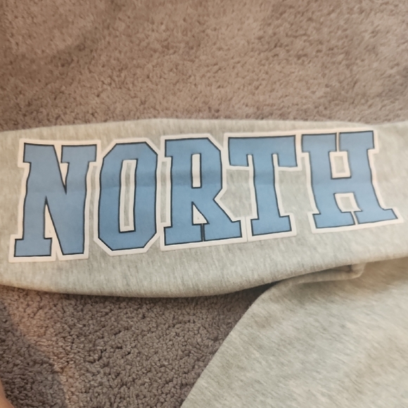 Social Scene North Shore Hawaii Sweatshirt - Picture 4 of 6